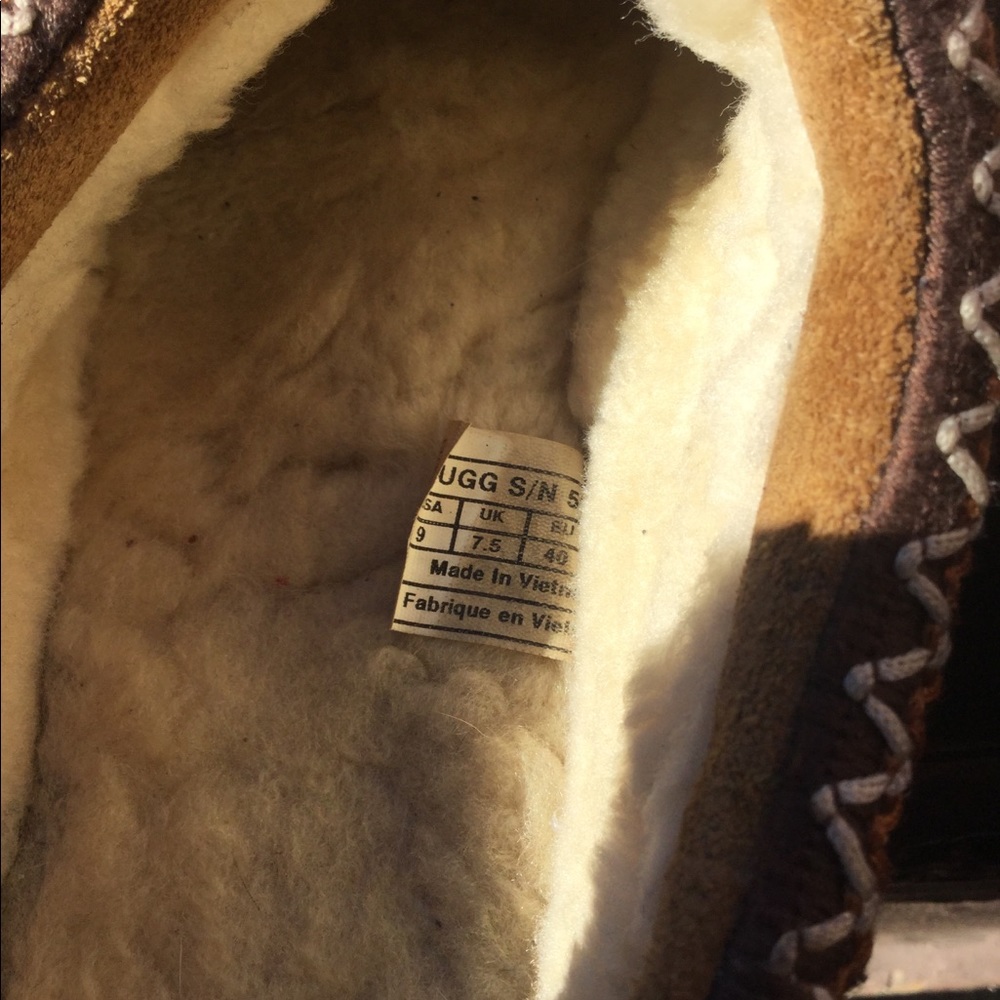 UGG Tasman Slipper Size 9 - Picture 7 of 10